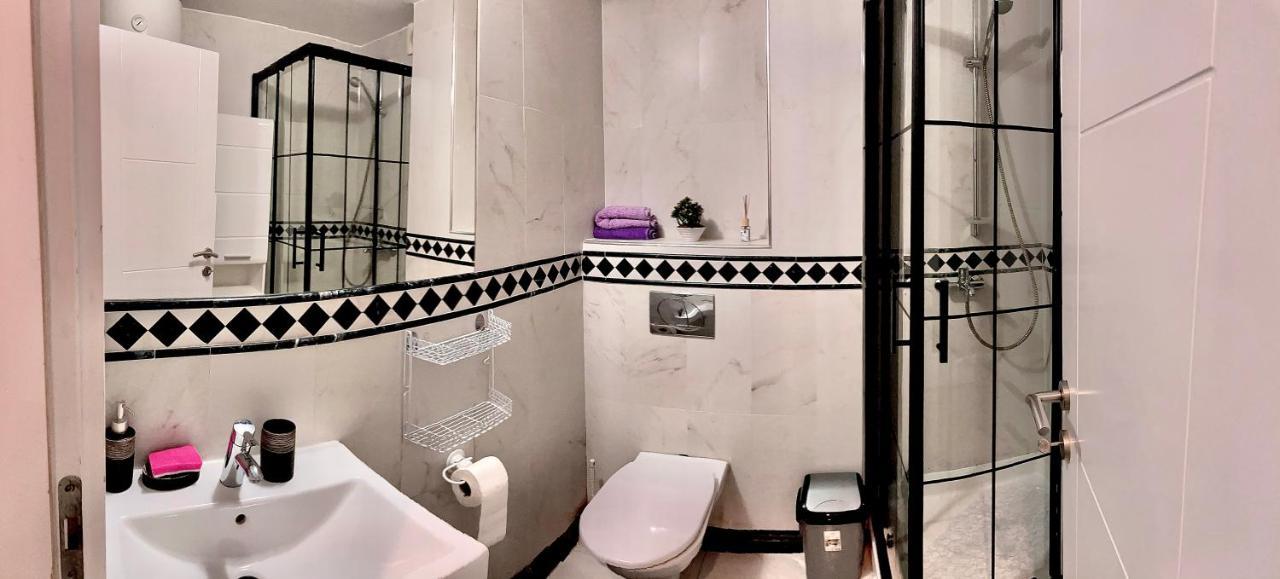Dorotea Butterfly Apartment Budva Luaran gambar