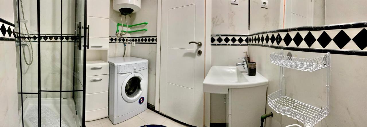 Dorotea Butterfly Apartment Budva Luaran gambar
